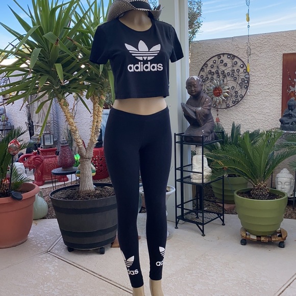 adidas Pants - ▪️▪️HP 2/13▪️FIRM▪️▪️ADIDAS LEGGINGS AND CROP TOP▪️▪️